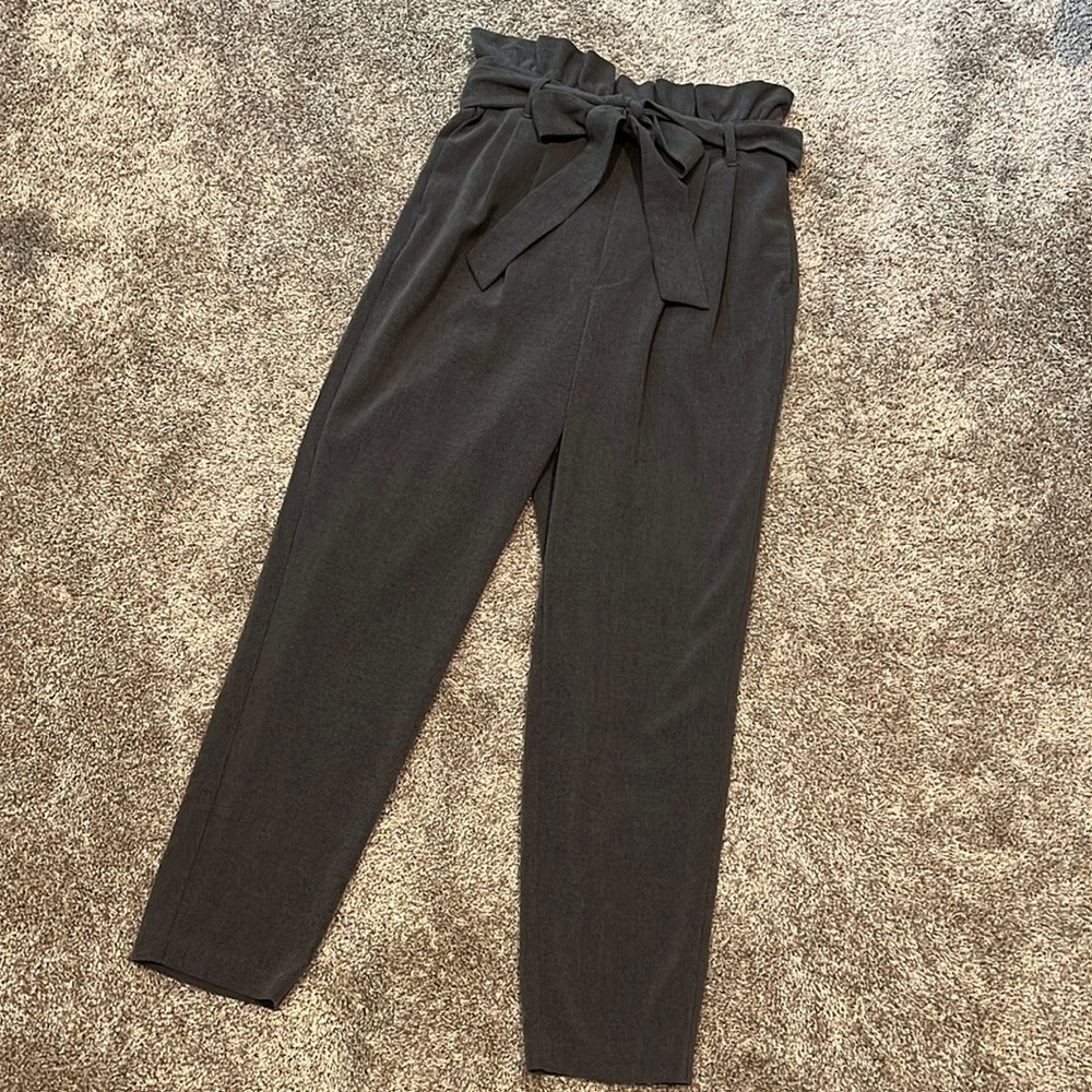 Paper bag high waisted pants size medium